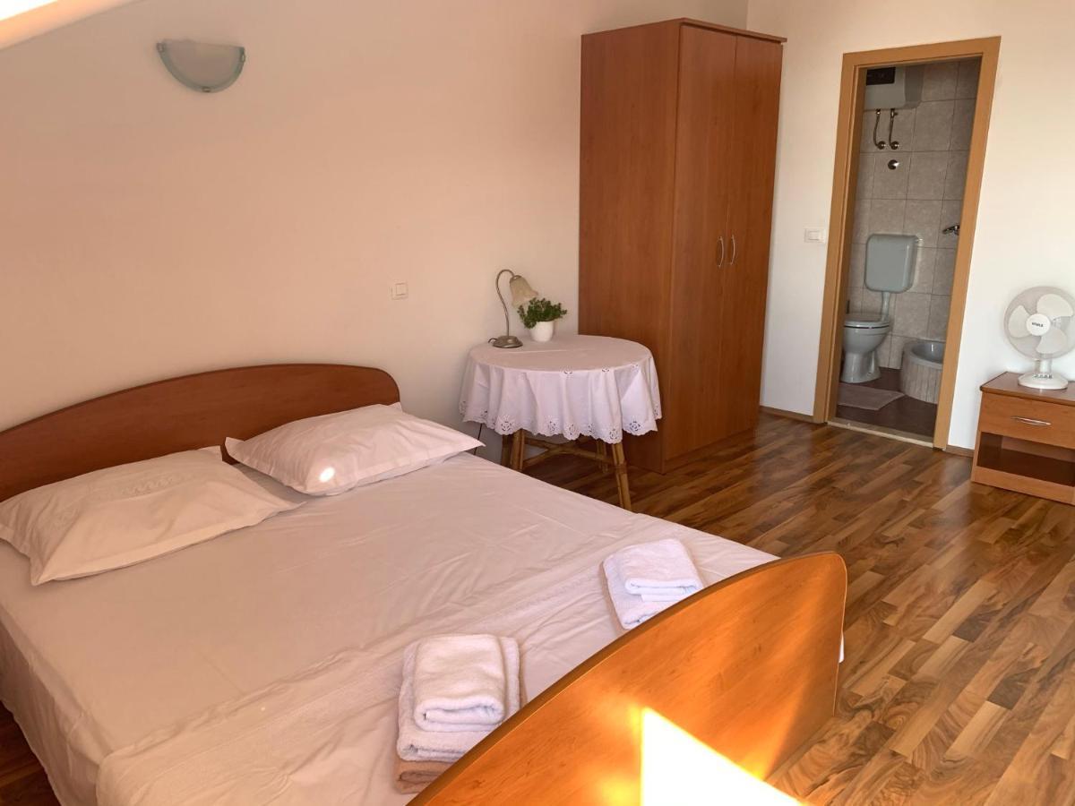 Apartman Senka 포드고라 외부 사진